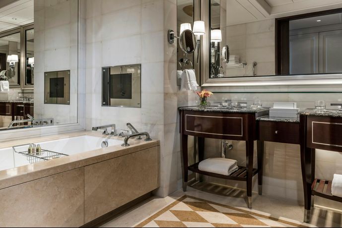Verified hotel review - Four Seasons Hotel Macau Cotai Strip - 23