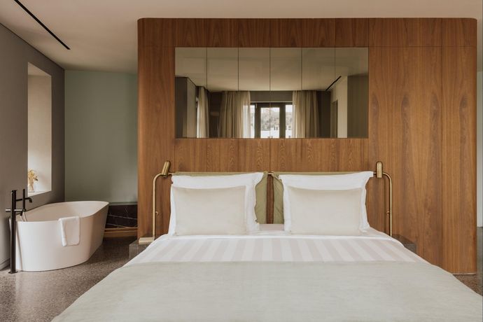 Verified hotel review - Perianth Hotel - 16