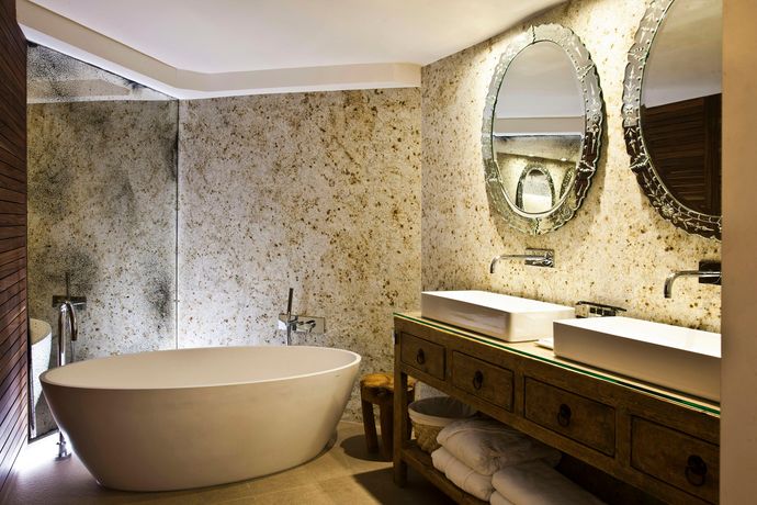 Verified hotel review - Claris Hotel GL - 6