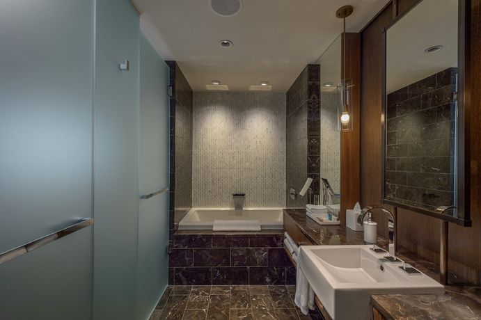 Verified hotel review - Loden Vancouver - 14
