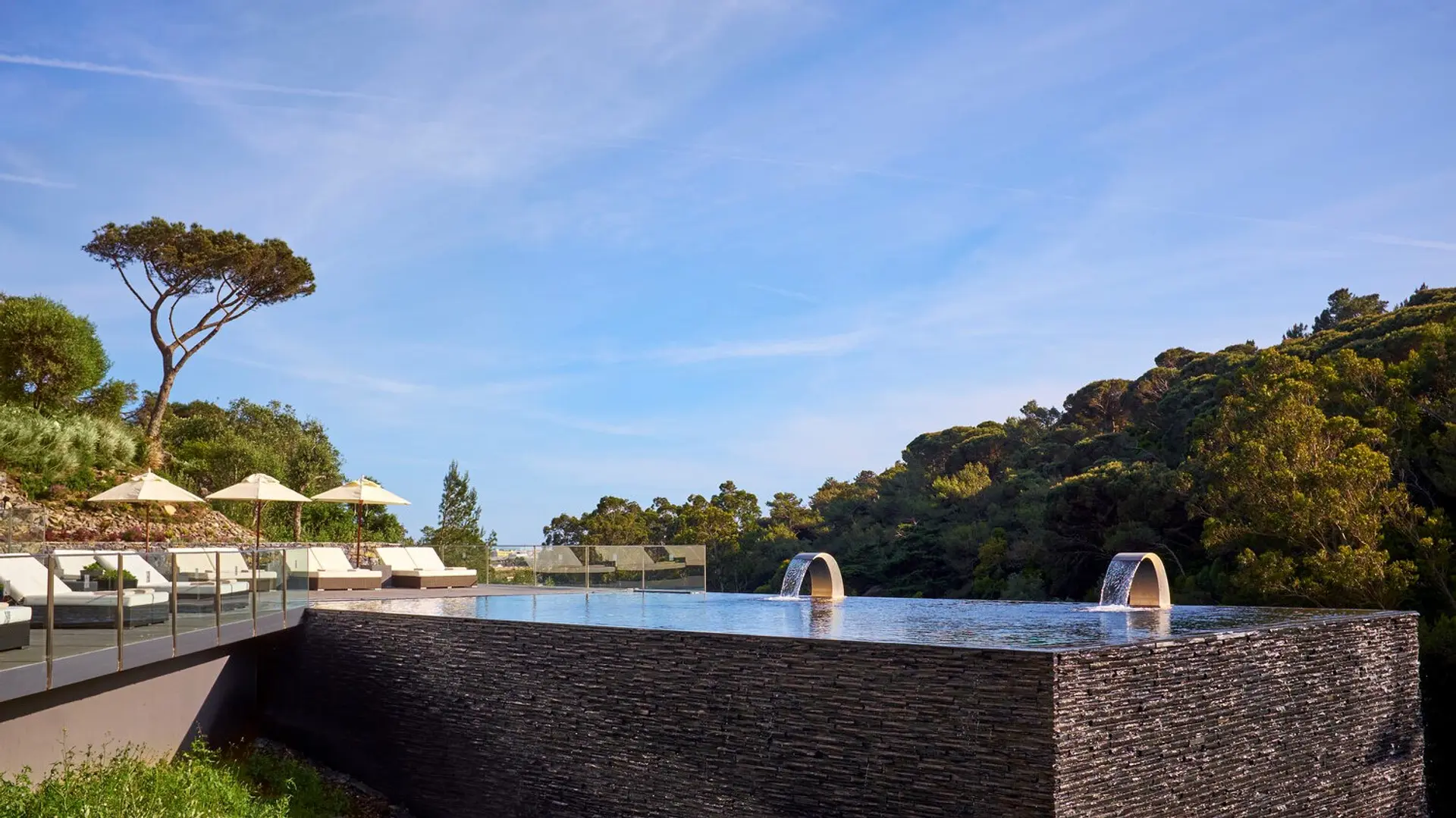 Hotel review Service & Facilities' - Penha Longa Golf Resort - 6