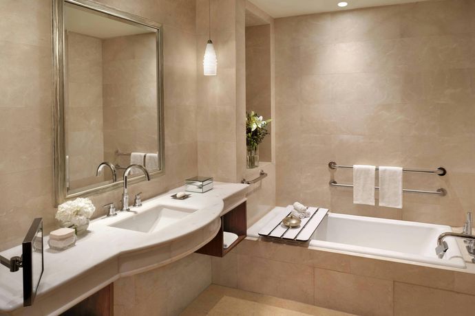 The Ritz-Carlton Abu Dhabi, Grand Canal - 31