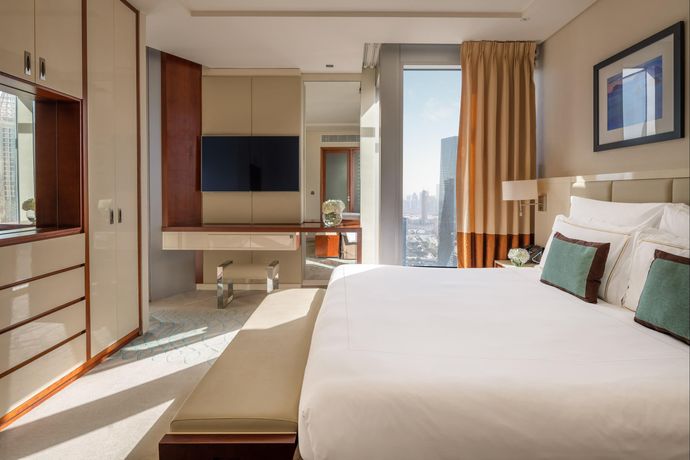 Jumeirah Emirates Towers - 10