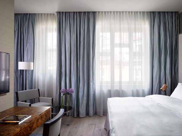 Verified hotel review - The Emblem Hotel - 56