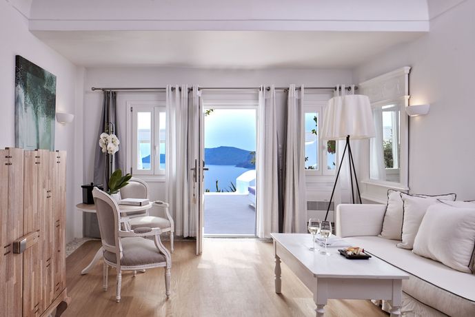 Verified hotel review - Katikies Kirini Santorini - The Leading Hotels of the World - 0