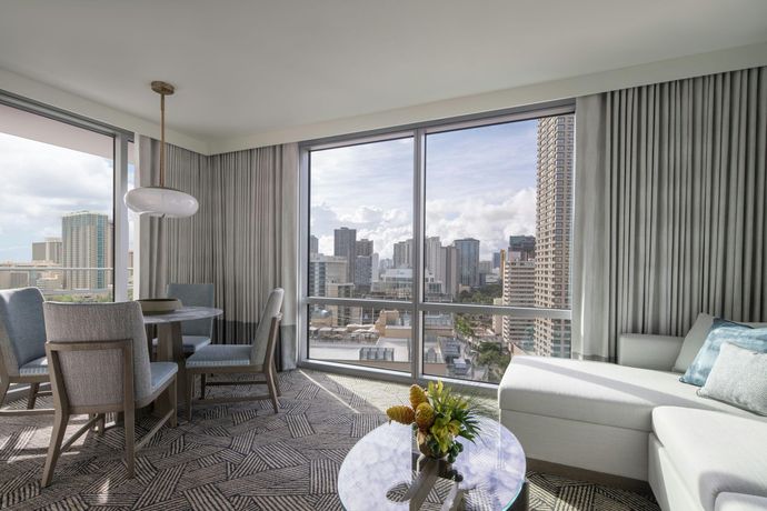 Verified hotel review - The Ritz-Carlton Residences Waikiki Beach Hotel - 44