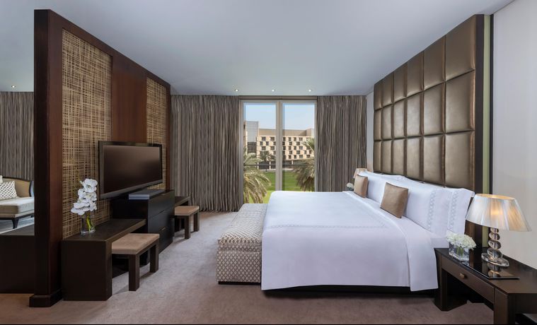 Verified hotel review - Al Faisaliah Suites - 41
