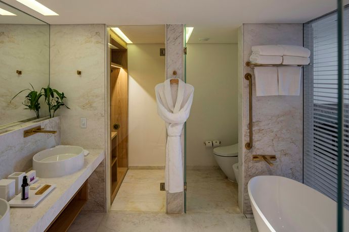 Verified hotel review - Emiliano Rio - 53