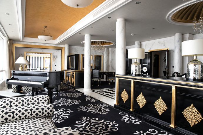 Jumeirah Emirates Towers - 11