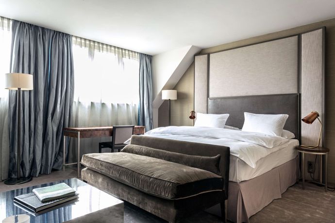 Verified hotel review - The Emblem Hotel - 17