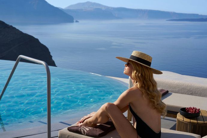 Verified hotel review - Mystique, a Luxury Collection Hotel, Santorini - 17