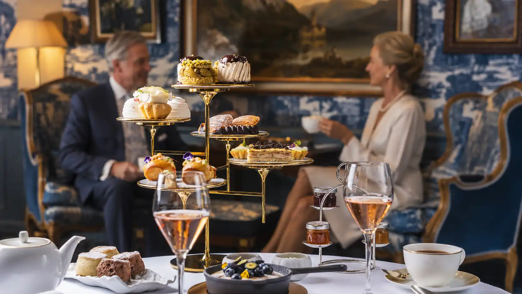 Four Seasons Hotel des Bergues Geneva - Location Is One of the Easiest Parts of the Decision - 3