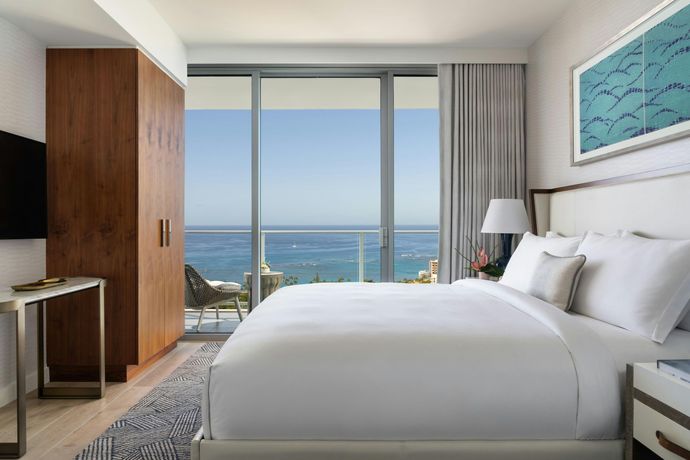 Verified hotel review - The Ritz-Carlton Residences Waikiki Beach Hotel - 49