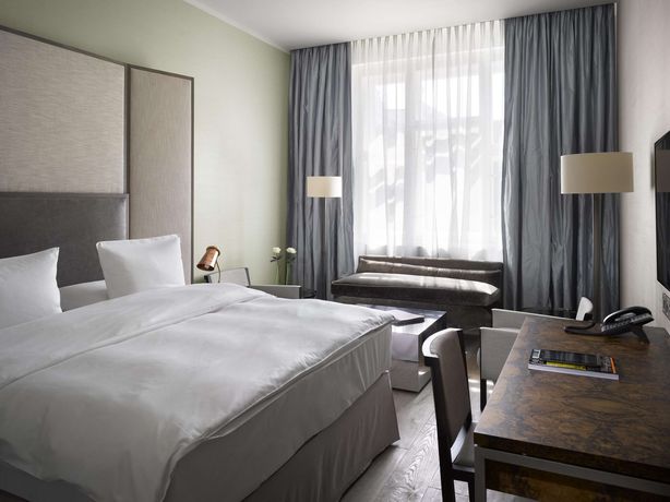 Verified hotel review - The Emblem Hotel - 40