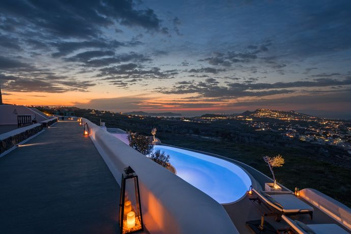 Verified hotel review - Carpe Diem Santorini Small Luxury Hotels of the World - 3