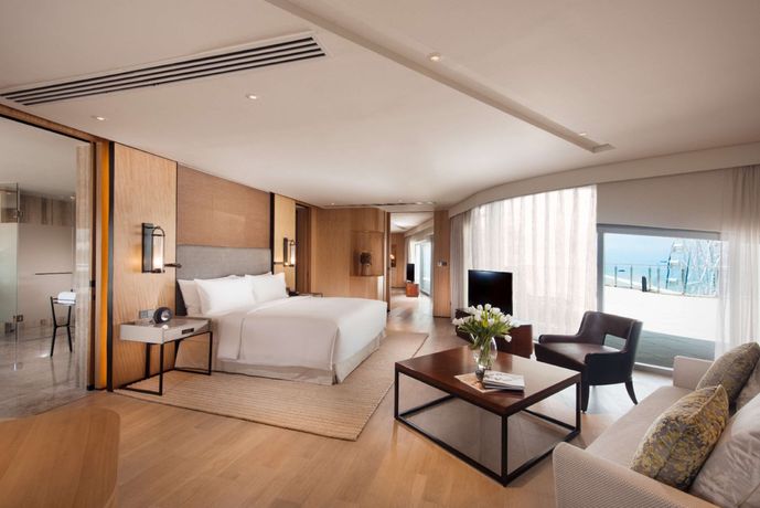 Conrad Manila - 17