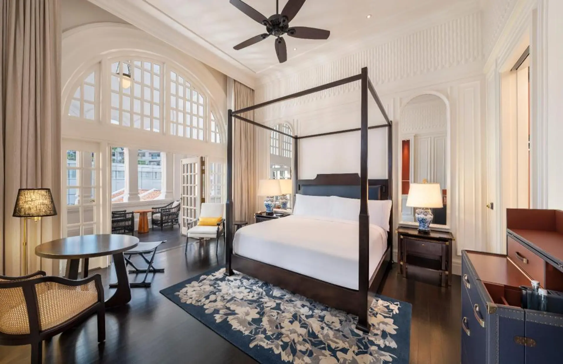 Review of Raffles Singapore - 4