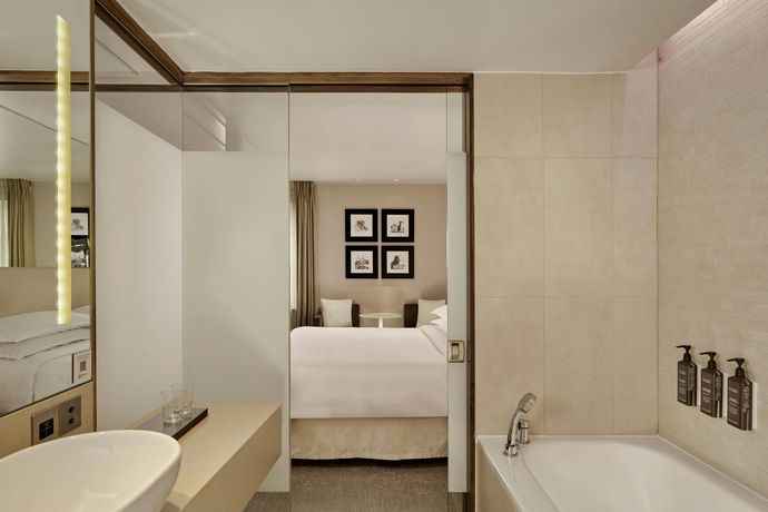 Sheraton Grand Hotel & Spa - 35