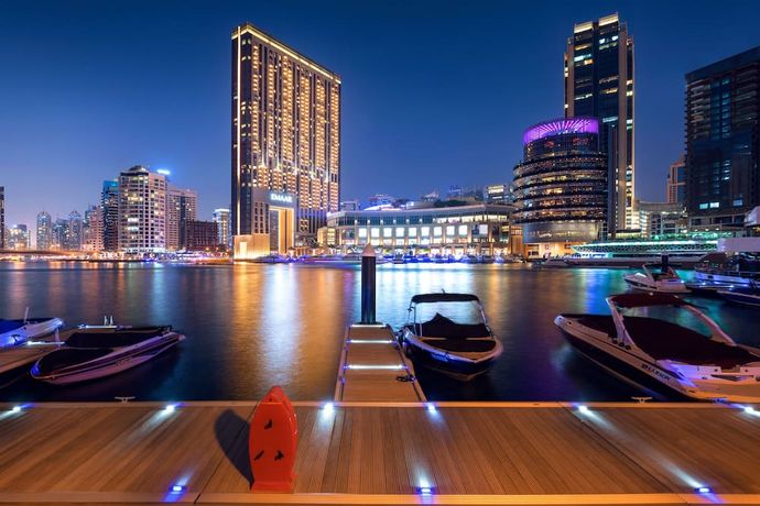 Address Dubai Marina - 11
