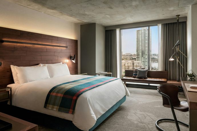 Verified hotel review - the DOUGLAS Autograph Collection - 6