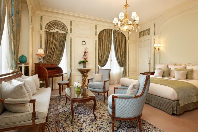 Verified hotel review - Raphael - 12