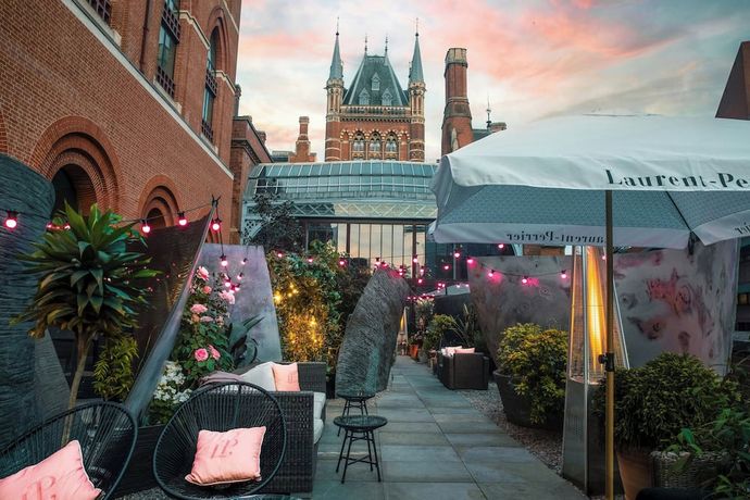 St. Pancras Renaissance Hotel London - 18