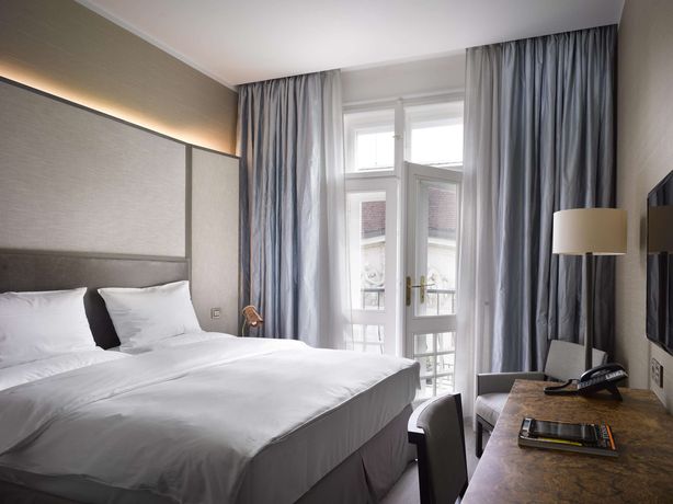 Verified hotel review - The Emblem Hotel - 8