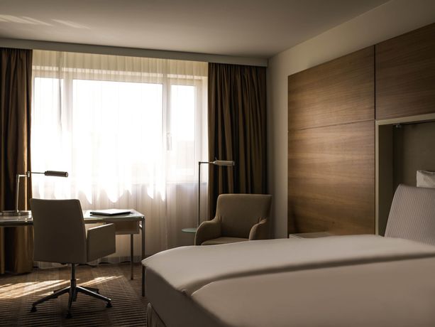 Pullman Berlin Schweizerhof - 38