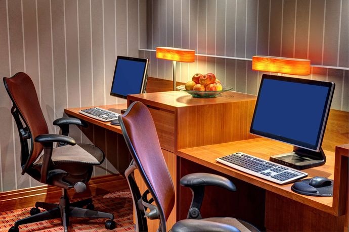 Verified hotel review - Hilton Frankfurt Airport - 17