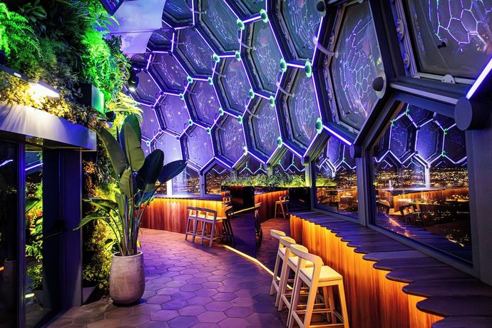 MYRIAD by SANA Hotels - 9