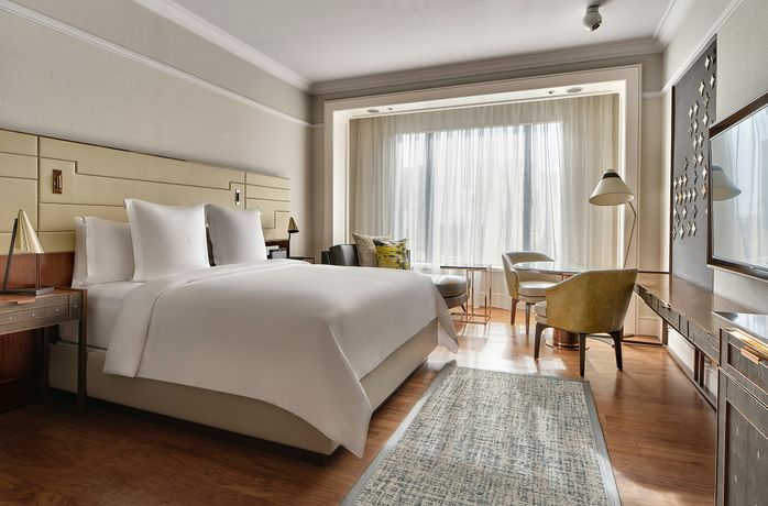 Verified hotel review - Four Seasons Hotel Singapore - 12
