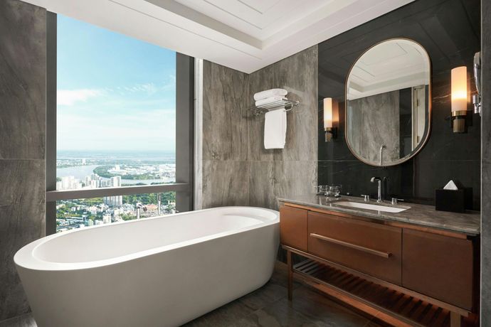 Vinpearl Landmark 81, Autograph Collection - 13