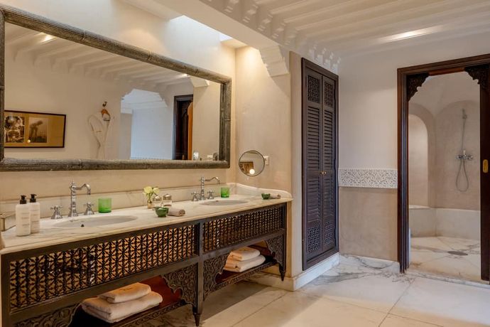 Verified hotel review - La Villa des Orangers - Relais & Chateaux - 1