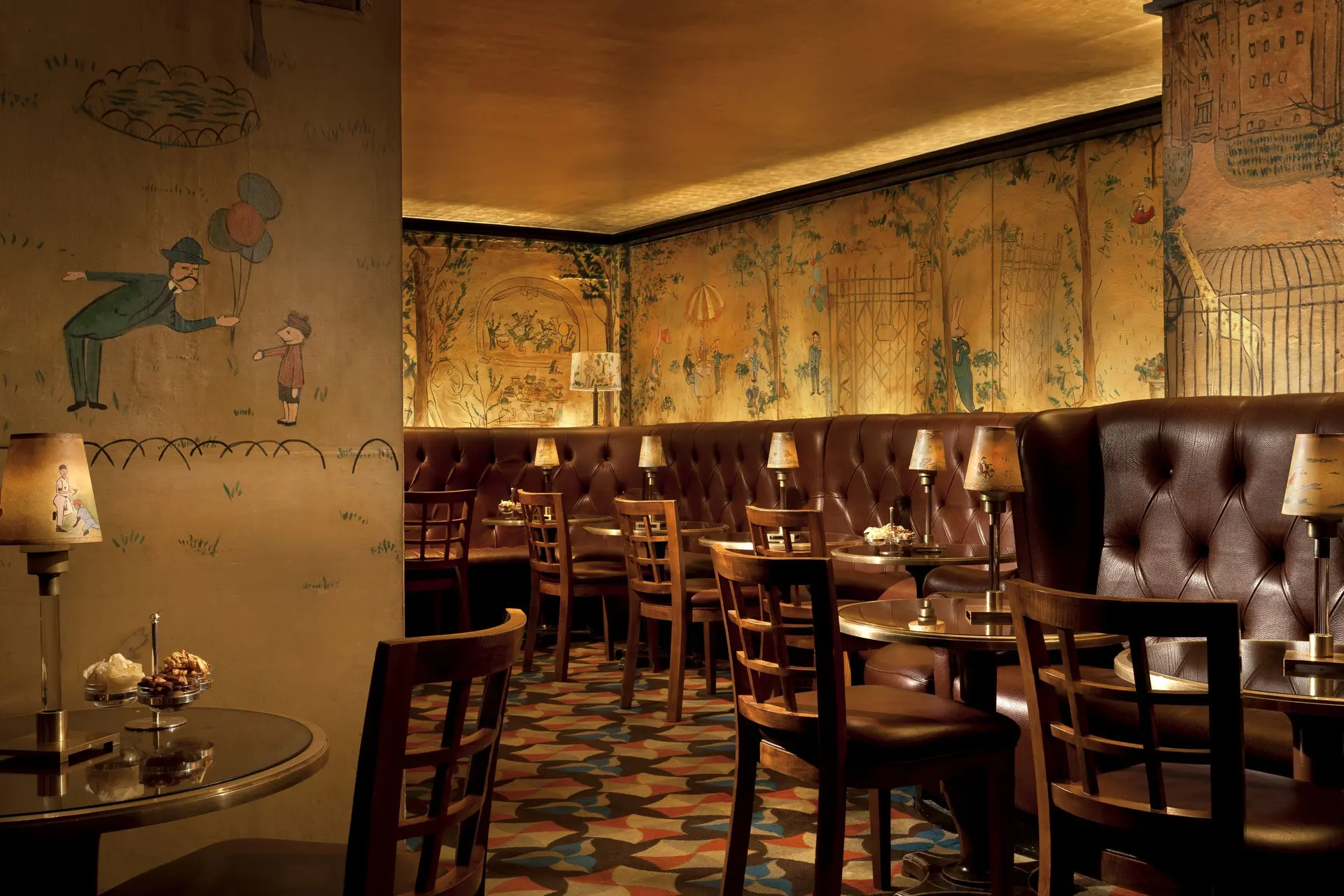 Hotel review Restaurants & Bars' - The Carlyle, A Rosewood Hotel - 2