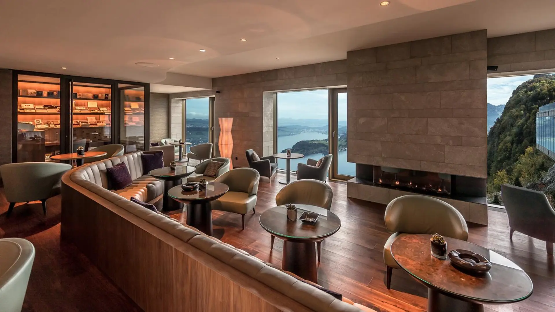 Hotel review Restaurants & Bars' - Bürgenstock Hotels & Resort - 3