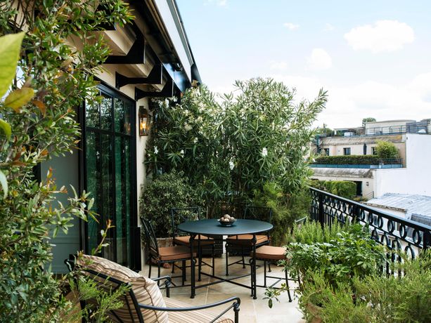 Verified hotel review - Hôtel Balzac - 34