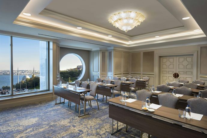 The Ritz-Carlton, Istanbul at the Bosphorus - 42