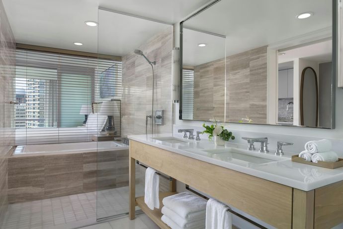 Verified hotel review - The Ritz-Carlton Residences Waikiki Beach Hotel - 41