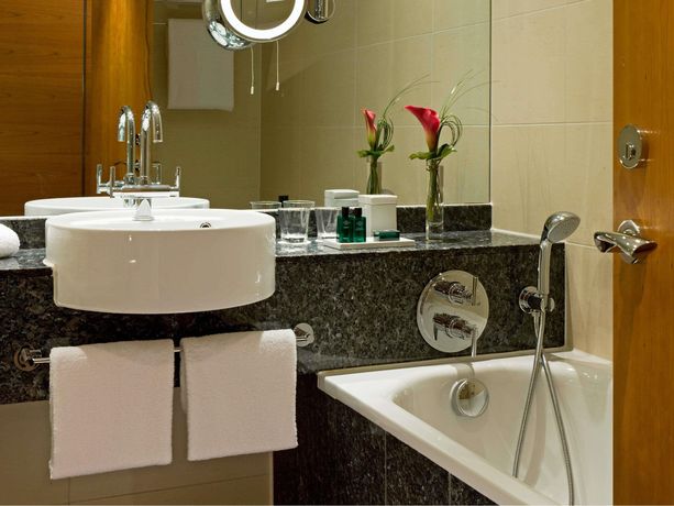 Sofitel London Heathrow - 58