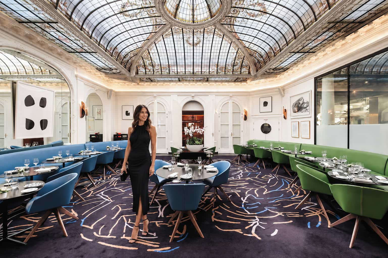 Hôtel Vernet Paris - Arrival, Location, And First Impressions - 1